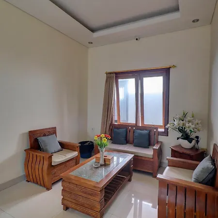 Oyo Life 92852 Singgah Hotel Legian